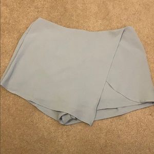 Light blue skort